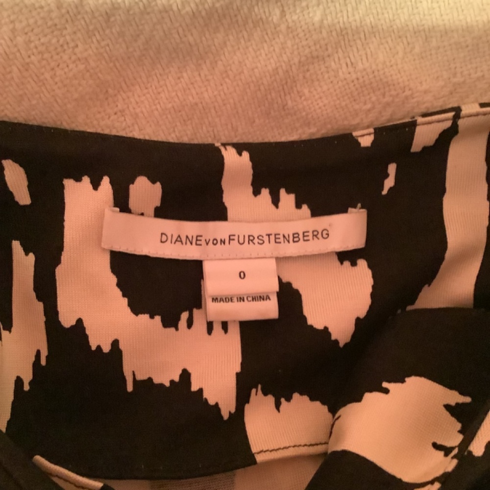 DVF Silk Mini Dress - Picture 3 of 5